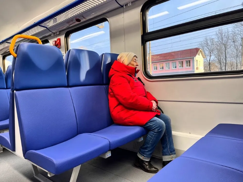 К новогодним праздникам пригородная электричка станет длиннее в ЕАО