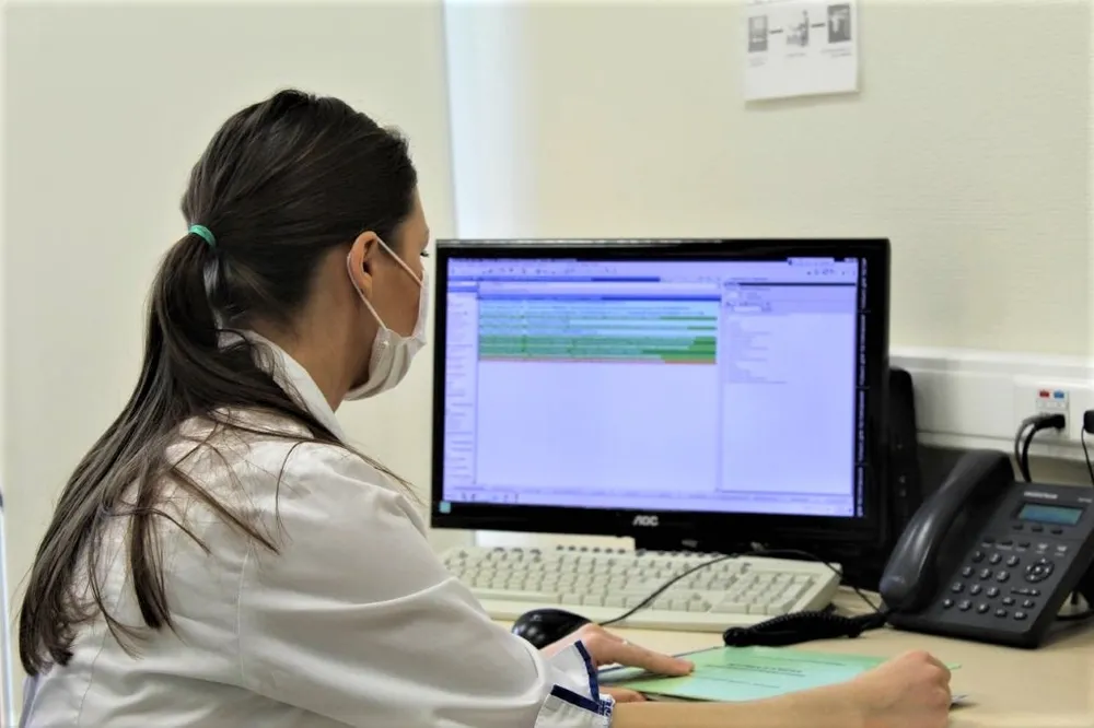 Новые врачи приступят к работе в больницах ЕАО в этом году