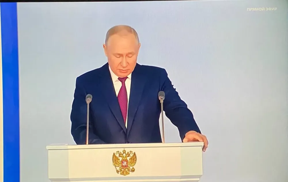Послание Путина Федеральному Собранию звучит в прямом эфире