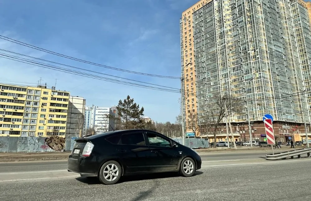 Продавал чужой автомобиль за четверть миллиона рублей предприимчивый житель Хабаровска