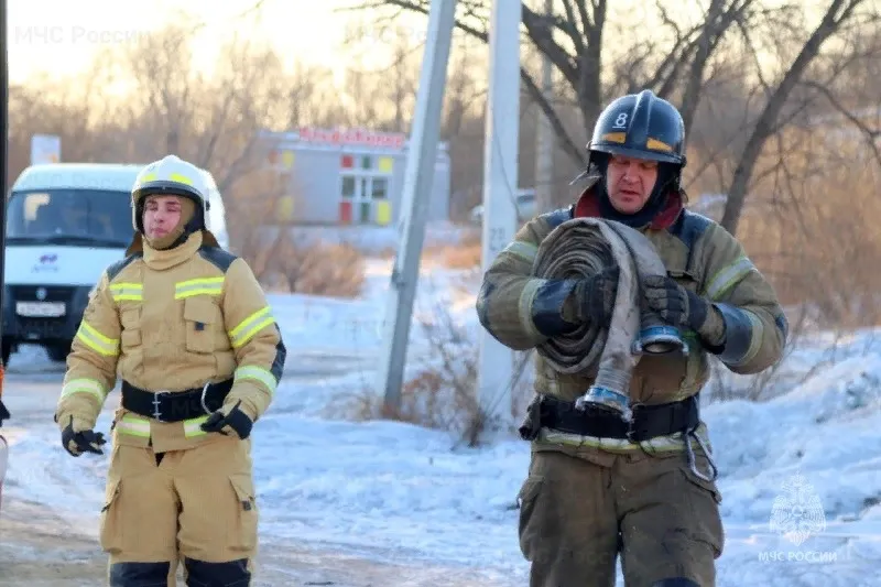 Птичье гнездо привело к пожару на автомойке в Биробиджане
