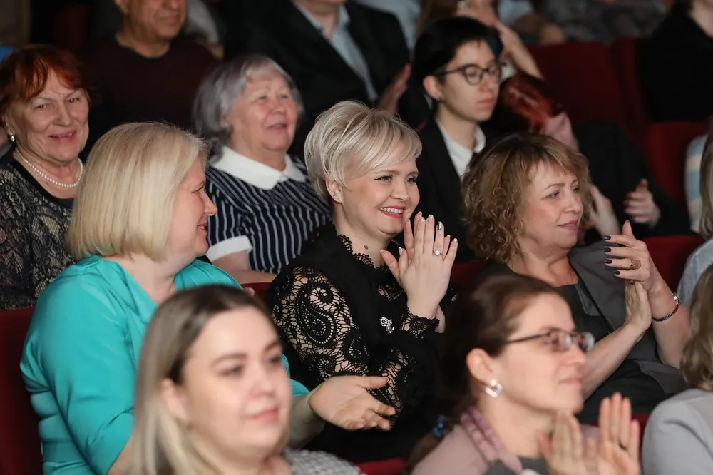 Эстафету Года педагога и наставника в России принимает ЕАО