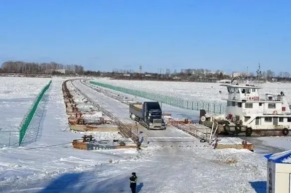 Понтонная переправа в пункте пропуска Амурзет - Лобэй закрыта с 31 марта