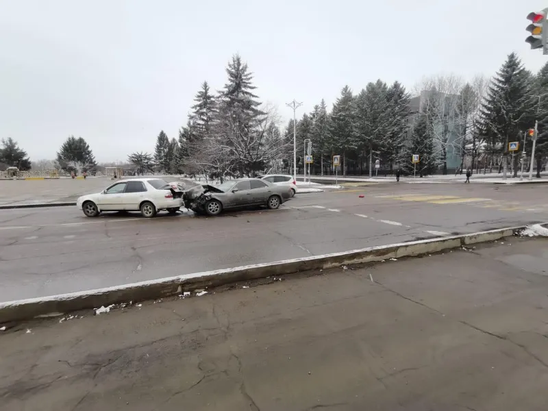 Один погиб и четверо пострадали: сводка автоаварий в ЕАО за выходные