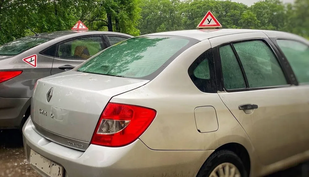 Автошкола задолжала по зарплате своему сотруднику в Биробиджане