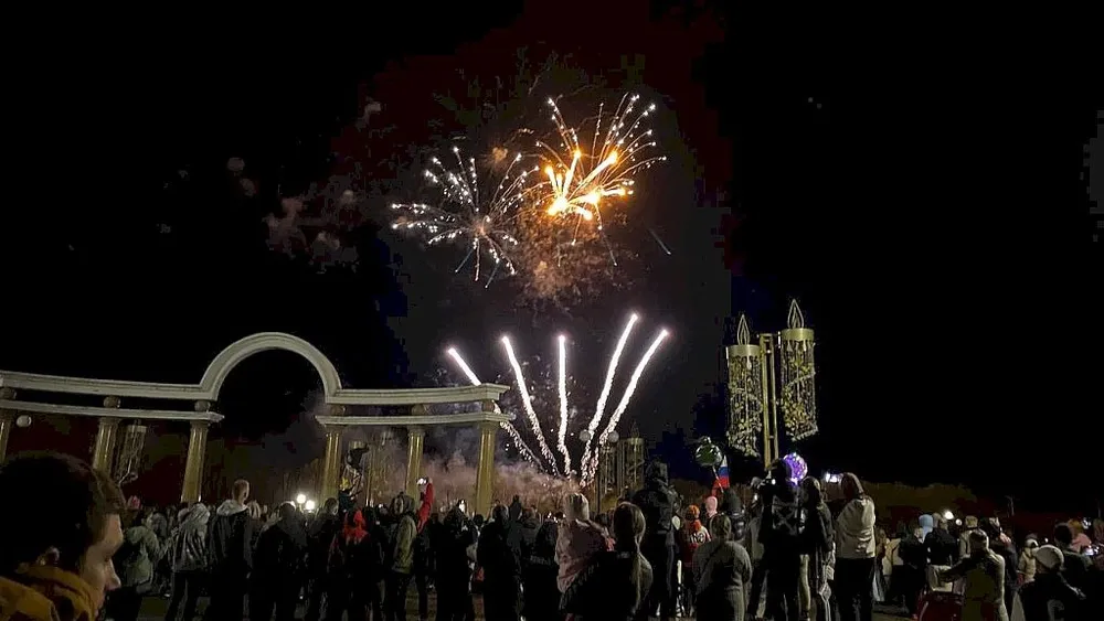 Залпами победного салюта завершилось празднование 9 Мая в Биробиджане