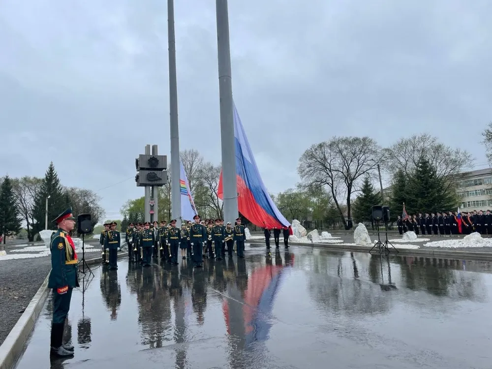 Новый патриотический объект открыт в самом центре Биробиджана в День Победы