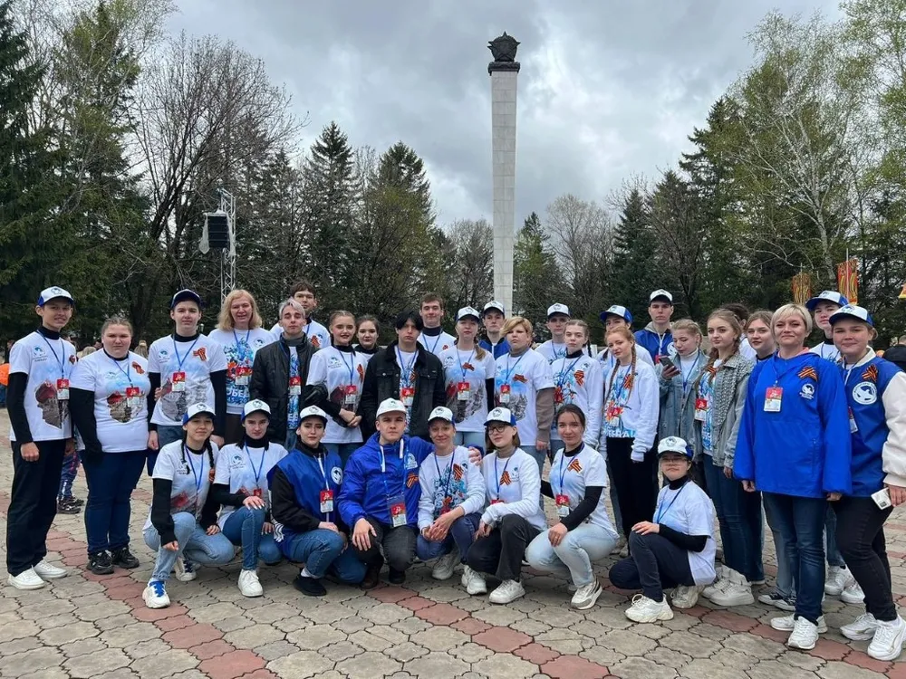 Более 50 Волонтеров Победы приняли участие в праздновании 9 Мая в Биробиджане