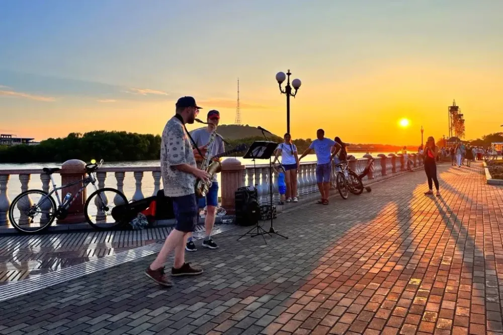 «Вечерний Биробиджан» и День молодежи: программа мероприятий на выходные