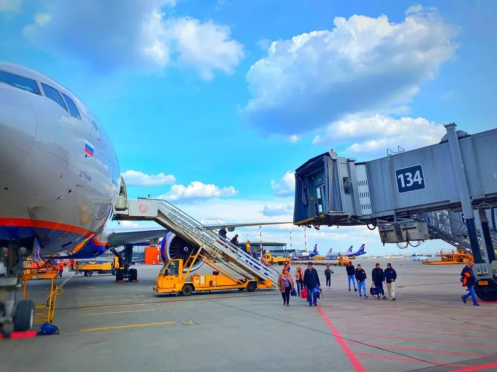 Прямым рейсом до Санкт-Петербурга могут летать дальневосточники этим летом