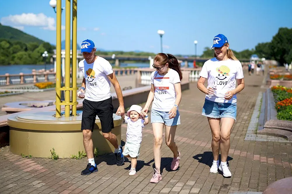 С фестиваля «Семейная команда» началось празднование Дня семьи, любви и верности в Биробиджане