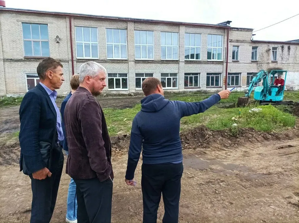 Площадки для занятий разными видами спорта появятся у школы в г. Облучье