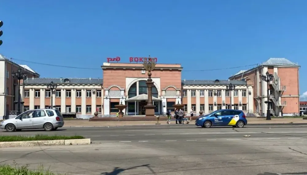 Прямой поезд между Владивостоком и Благовещенском начнет курсировать в июле