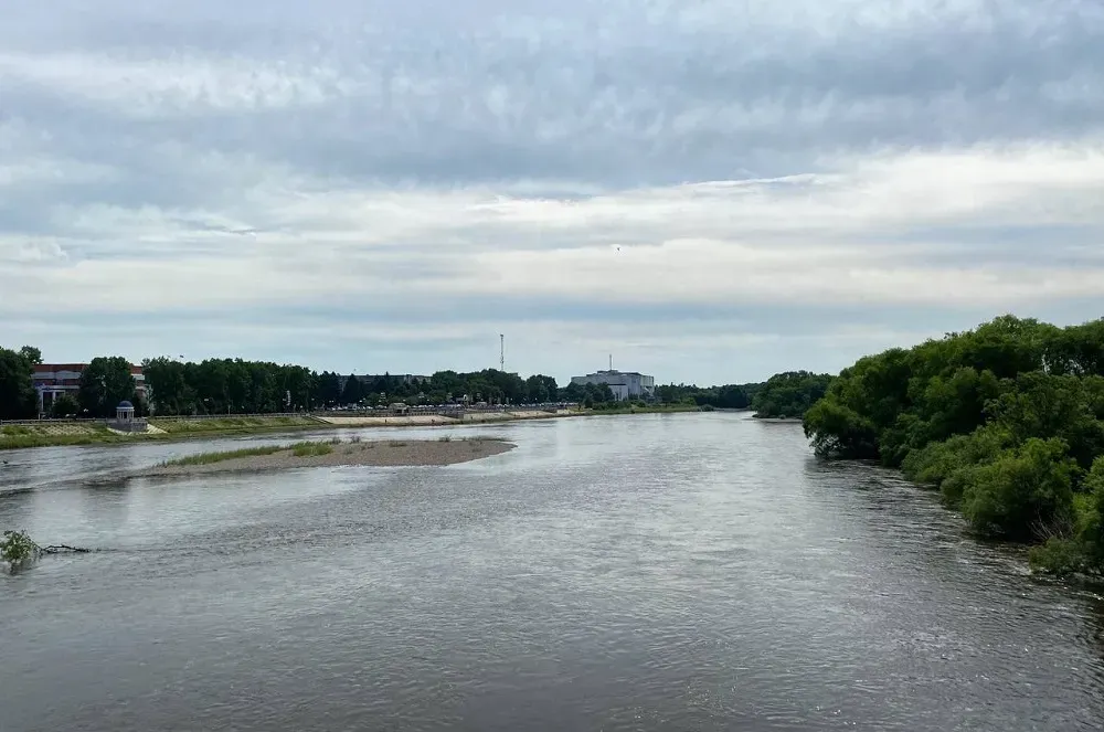 Расчистка русла реки Биры начинается в Биробиджане