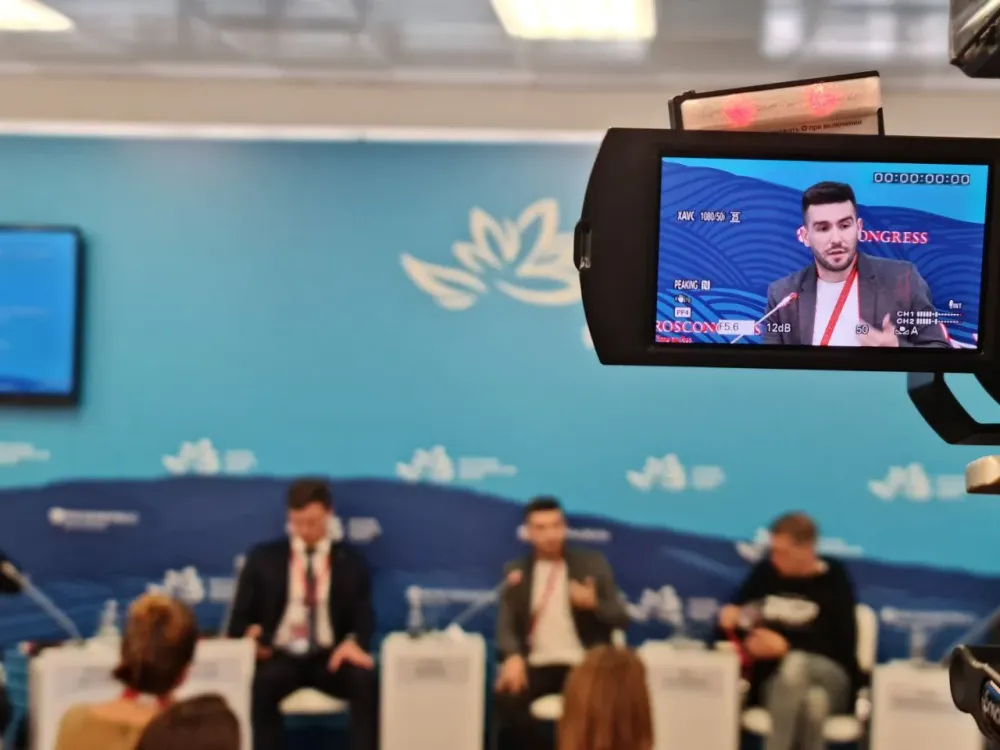 Топ-менеджер АНО «Диалог регионы» рассказал, как губернаторы ДФО работают с соцсетями