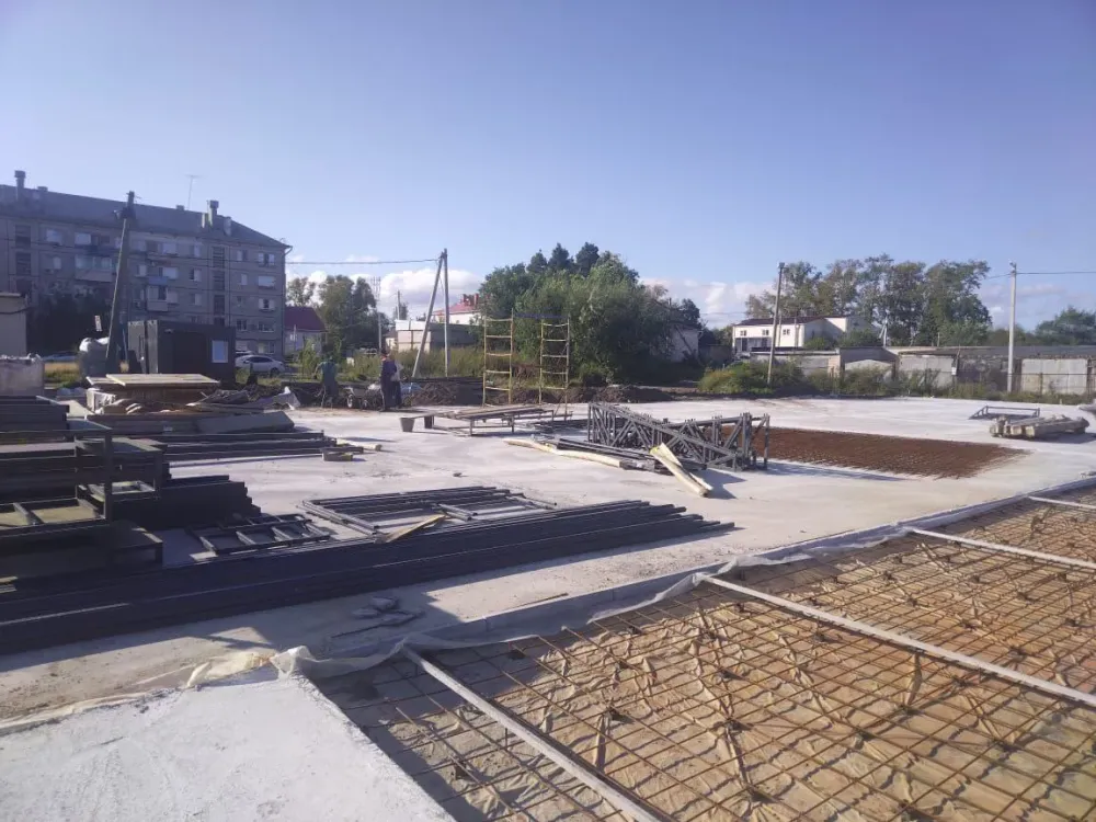 Около 30 млн рублей выделено на «умную» спортплощадку в ЕАО: работы продолжаются