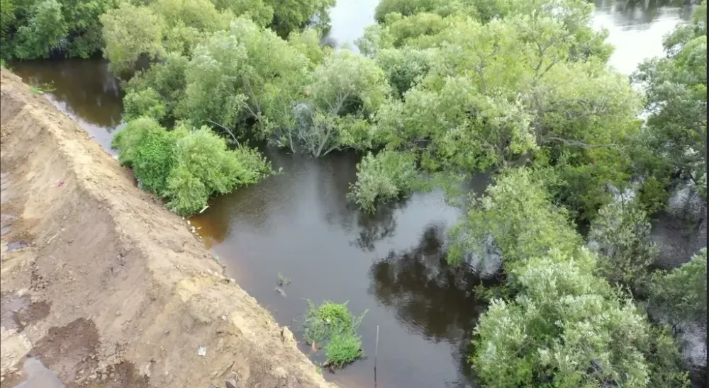 Более 550 миллионов рублей выделят на реконструкцию дамб в ЕАО