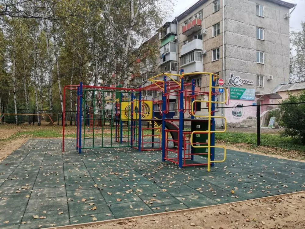 Мэр Биробиджана устроил рейд по отремонтированным детсадам