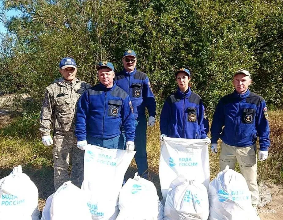 Спасают не только жизни людей, но и природу сотрудники МЧС России по ЕАО