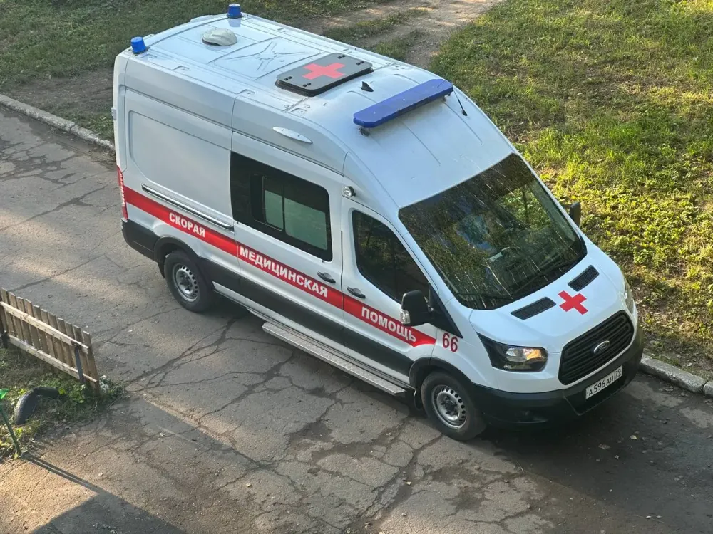 В больницы Приамурья передали 13 новых автомобилей скорой помощи