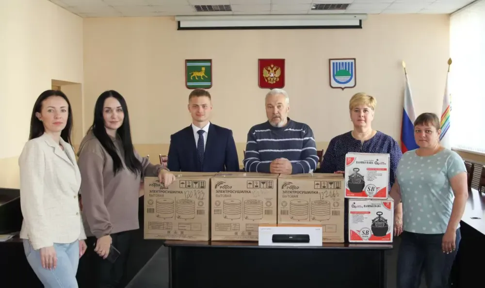 Сухие борщи, носки и балаклавы делают для участников СВО активисты Биробиджана