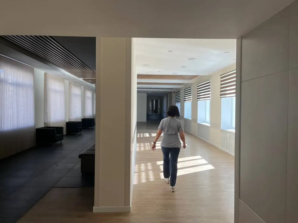 На вызов о задымлении областной больницы ЕАО выехали расчеты МЧС