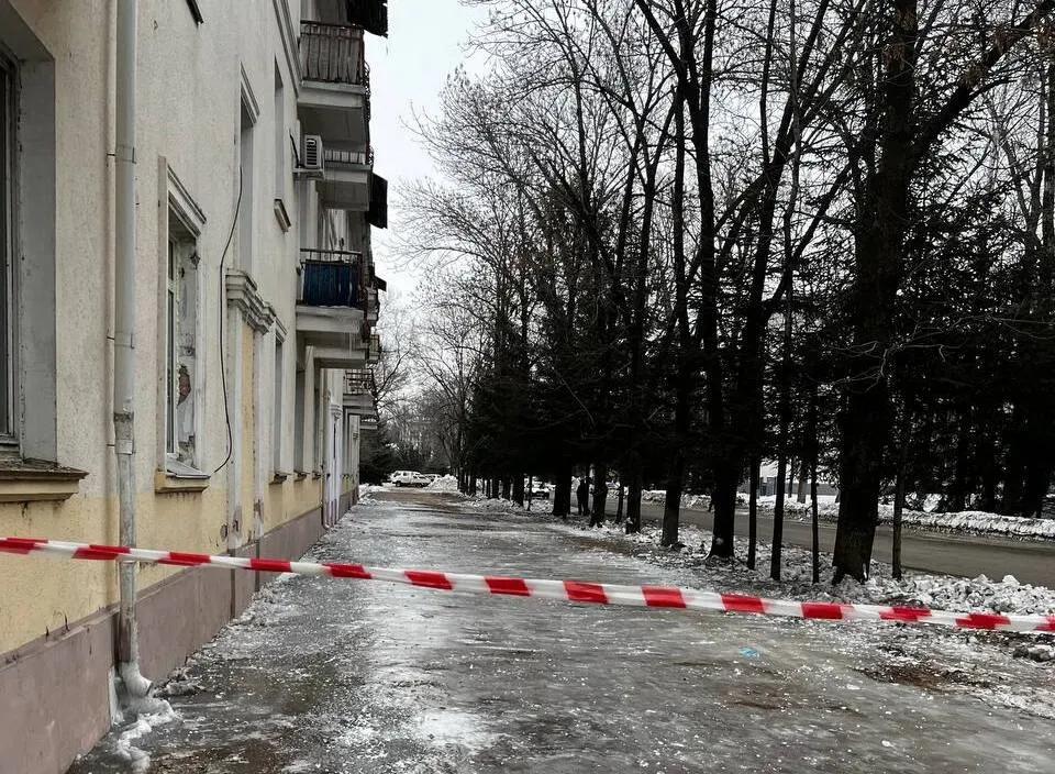 Ломают кости и попадают в травмпункт из-за гололеда жители ЕАО