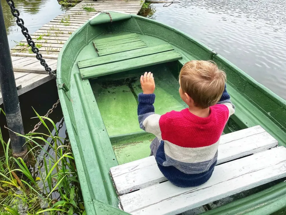 Выпили водку, сели в лодку и получили штраф судоводители в ЕАО