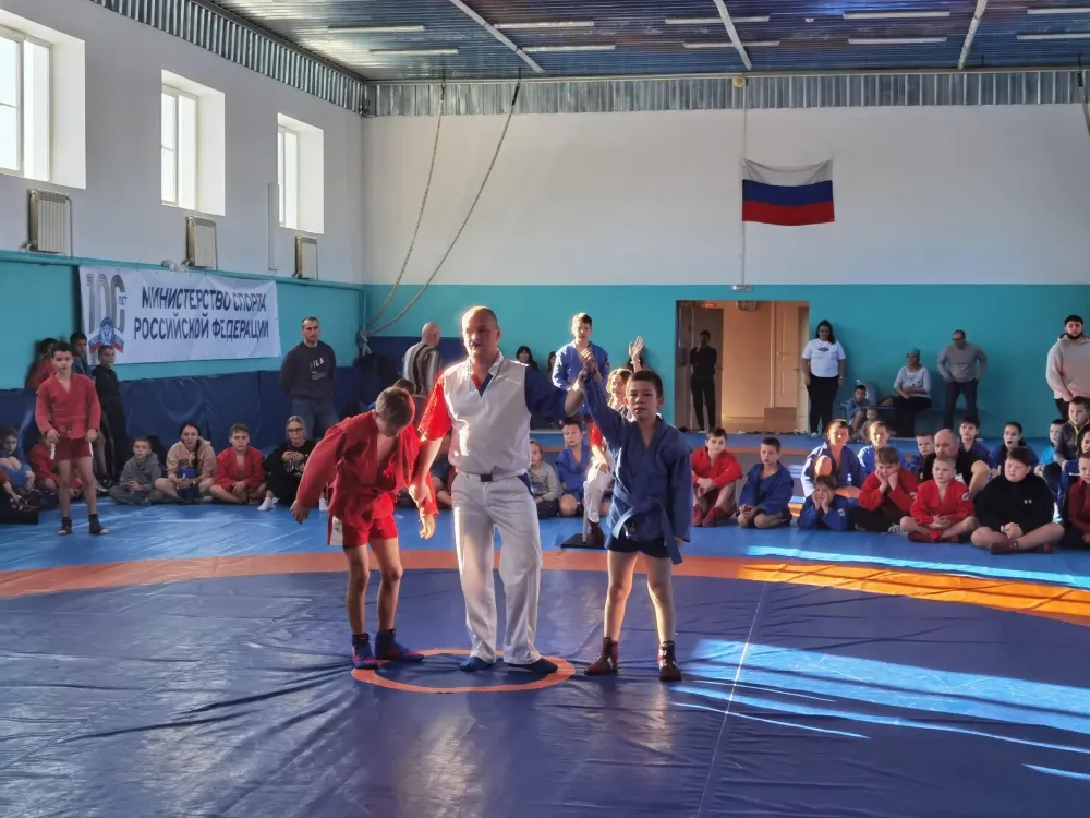Соревнования, посвященные Всероссийскому дню самбо прошли в Биробиджане