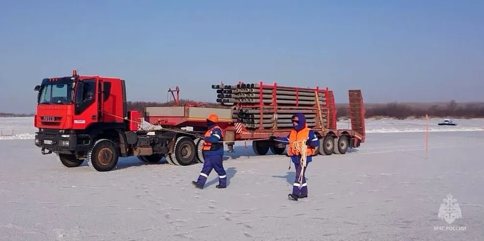 Около 30 тонн выдержит новая технологическая ледовая переправа в ЕАО