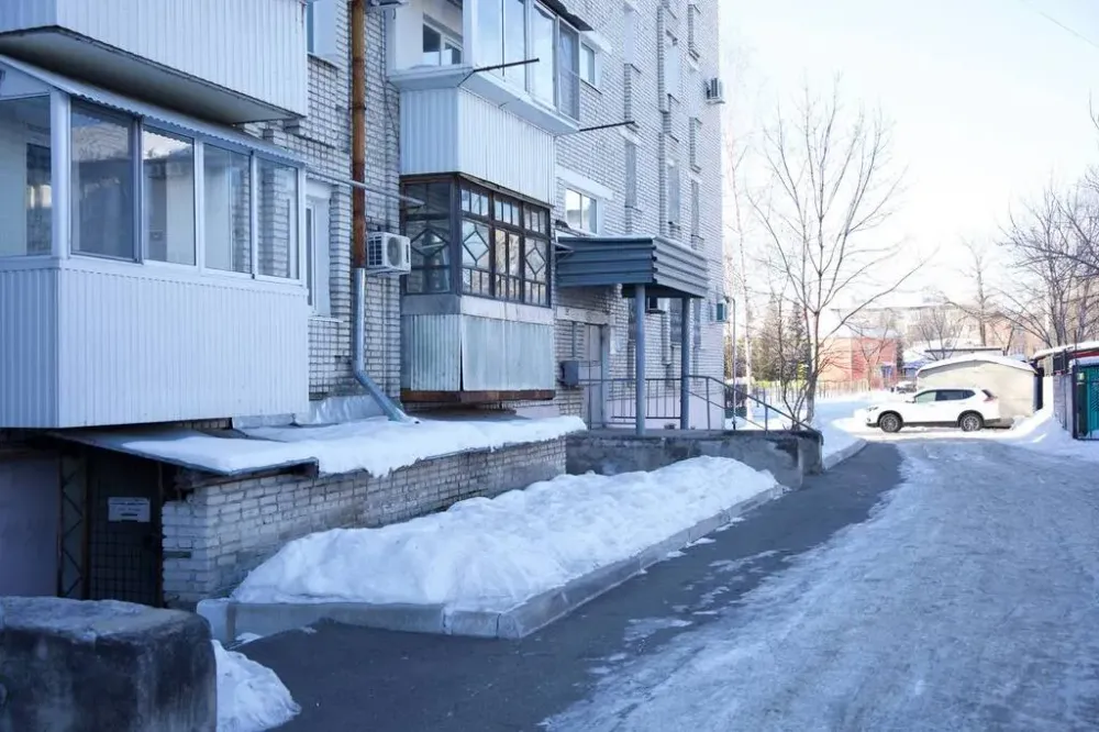 Мэр Биробиджана лично провёл проверку качество уборки дворов областной столицы