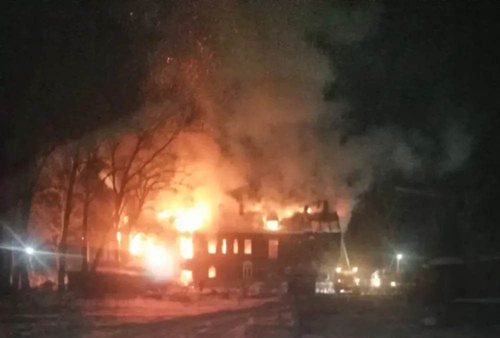 Многоквартирный барак подожгли накануне Нового года в ЕАО