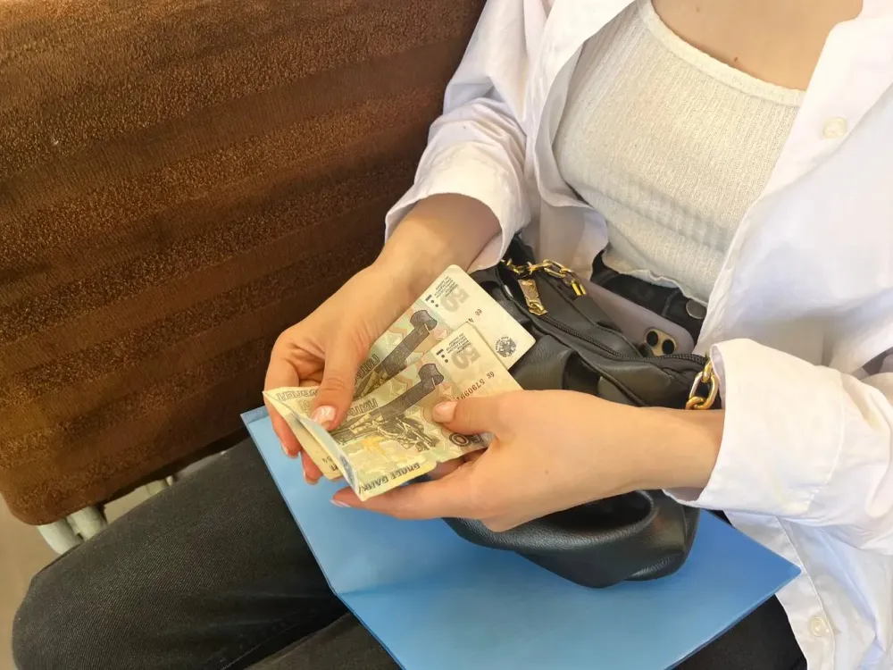 Пошопилась на краденные деньги биробиджанка