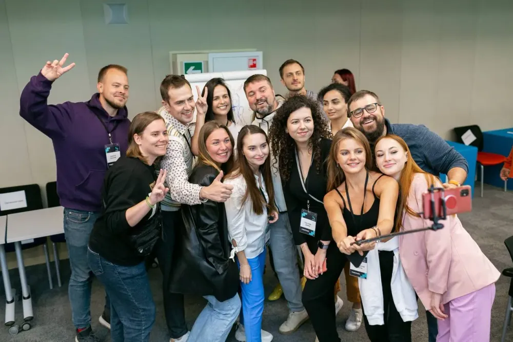 Выпускники «Мастерской новых медиа» — сотрудники LIVE DV