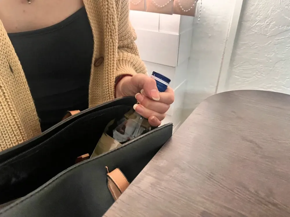 За торговлю самогоном понесут наказание два жителя ЕАО