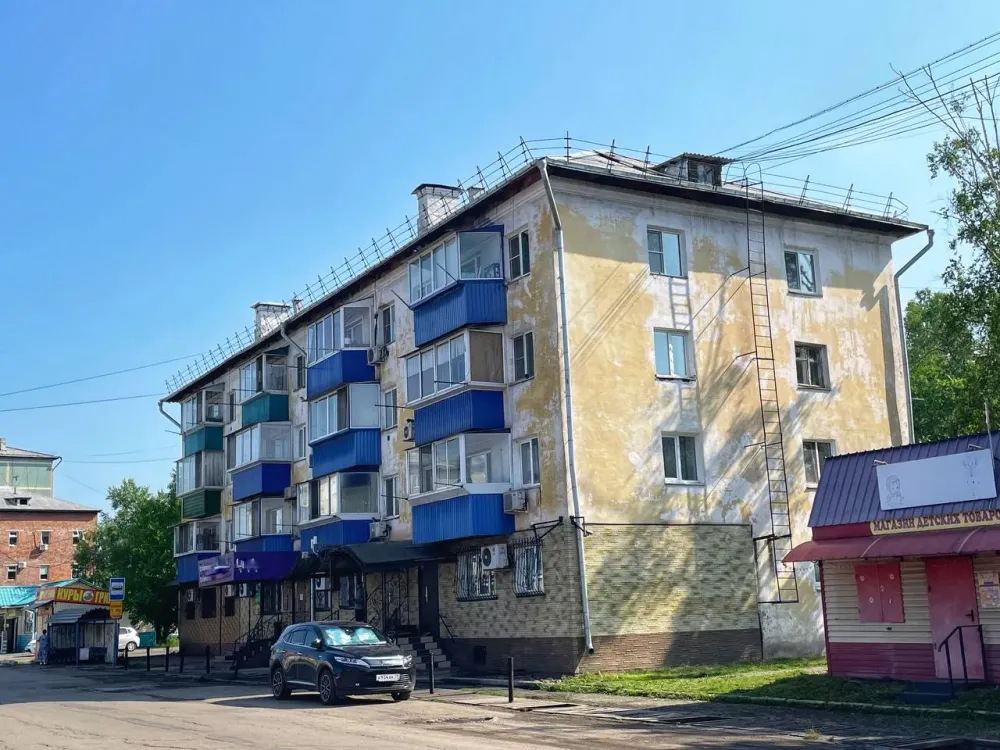 Двух жильцов хотела выселить из квартиры администрация села в ЕАО