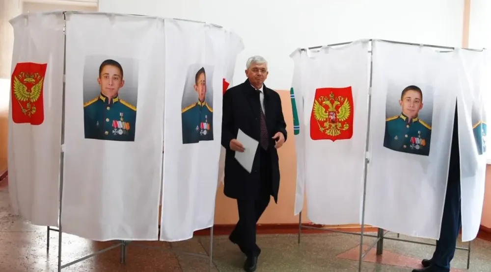 Депутат Государственной Думы Александр Петров отдал свой голос на выборах