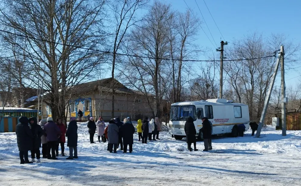 Флюорографию и маммографию в мобильном медицинском центре прошли жители села в ЕАО