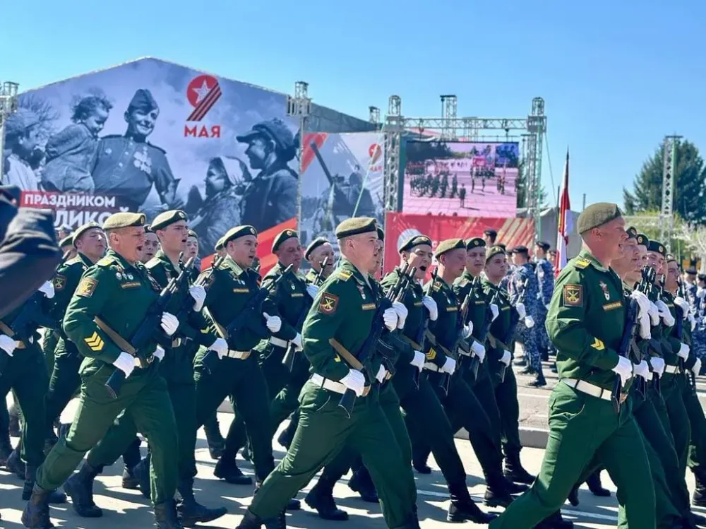 Парад Победы прошёл в Биробиджане