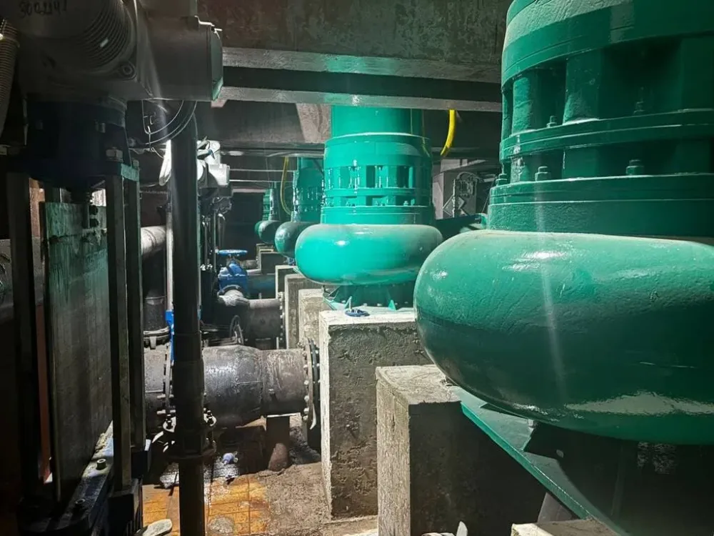 Два аварийных канализационных насоса заменили в Биробиджане