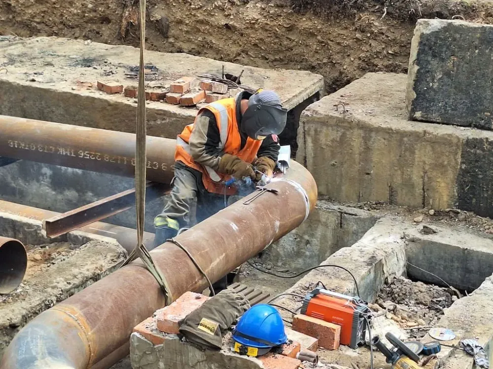 Заменили сорокалетний водопровод в Биробиджане