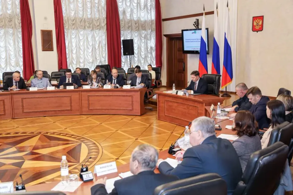 Состоялось заседание парламента ЕАО