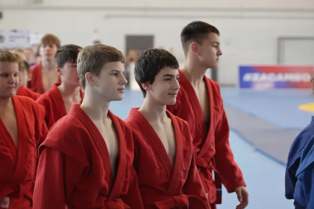 Всероссийские соревнования по самбо стартовали в Биробиджане