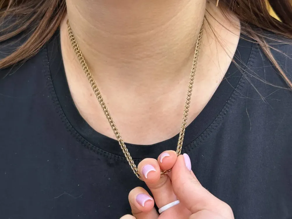 Уголовка за находку: за сдачу в ломбард найденной цепочки предстанет перед судом молодая биробиджанка