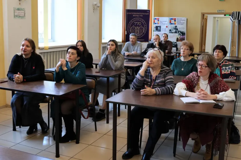 Правила семейных отношений обсудили в Биробиджане