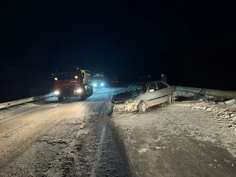 Тройное ДТП с фурами устроил водитель на дороге в ЕАО