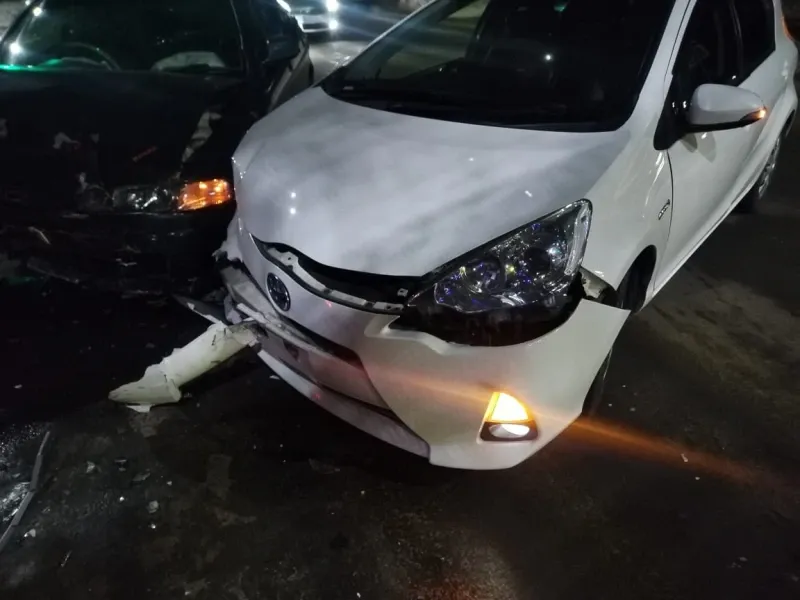 Столкнулись лоб в лоб две иномарки в центре Биробиджана