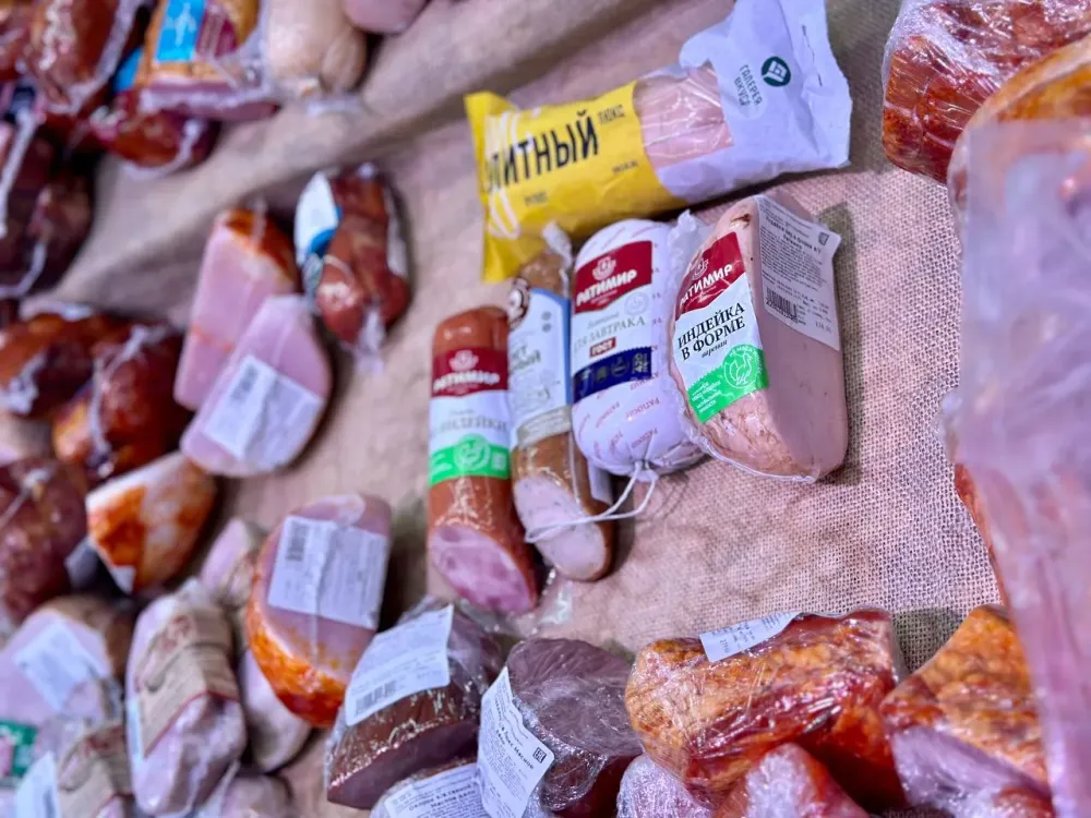 Голод не тетка: колбасу и несколько банок паштета пытался пронести мимо кассы биробиджанец