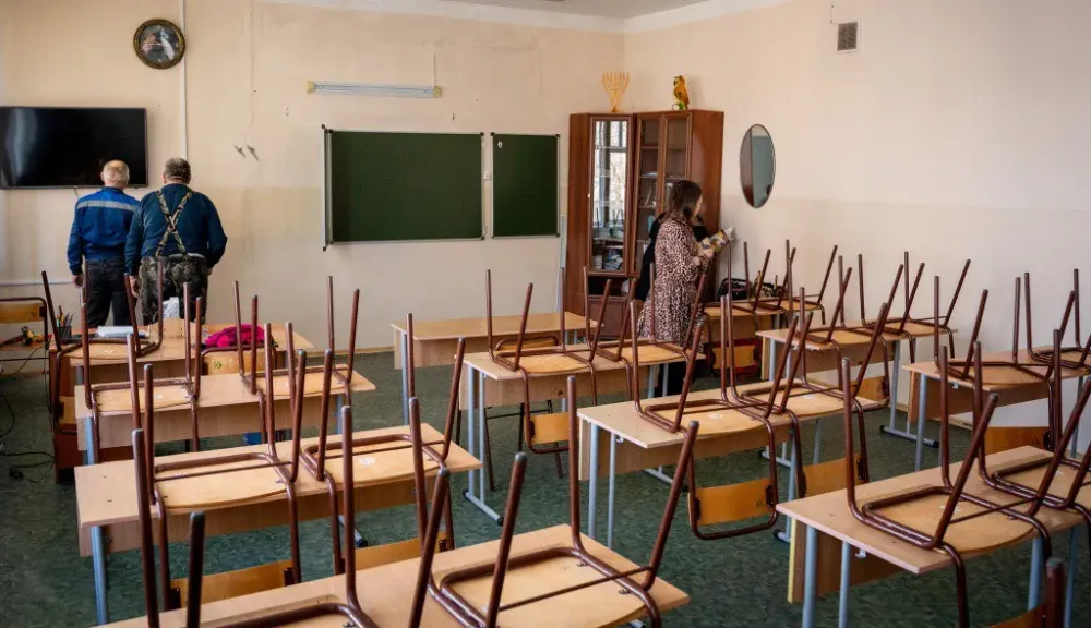 Временно переехали в новое здание учащиеся лицея № 23 в Биробиджане