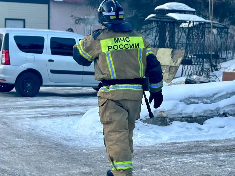 Снегоход вспыхнул на автозаправке в ЕАО